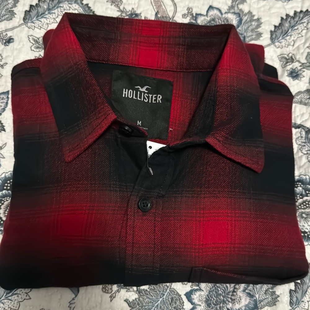 Hollister Flannel for Men❣️